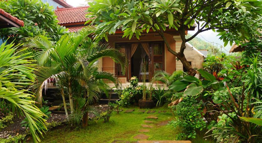 Отель Rumahku Homestay