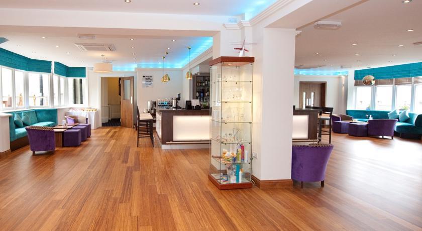 Отель Days Hotel Bournemouth