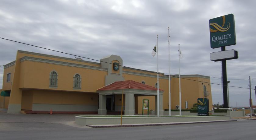 Отель Quality Inn Piedras Negras