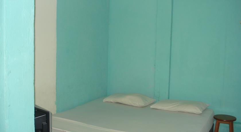 Отель Hotel Pine Beach