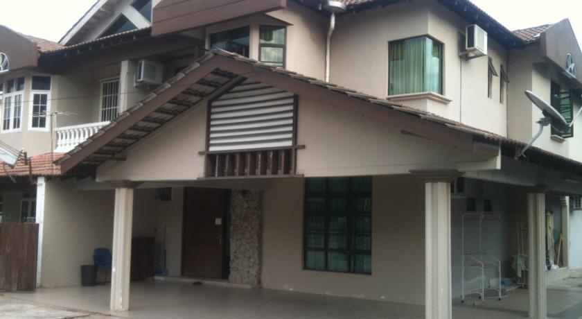Отель Alor Akar Homestay