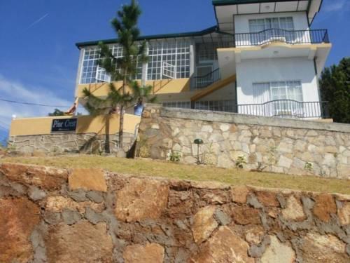 Отель Pinecrest Resort