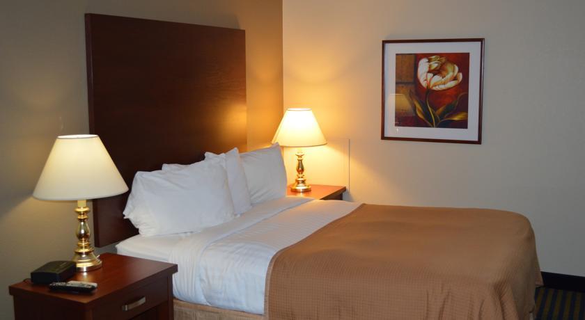 Отель Travelodge Brooks