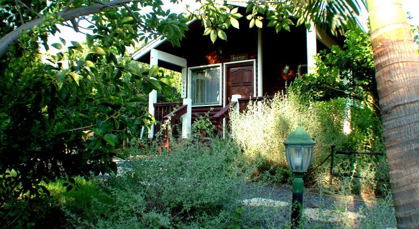 Отель The Galilee Cabin