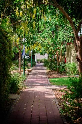 Отель Ashdot Yaacov Ichud Kibbutz Country Lodging