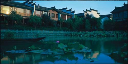 Отель Tonglu Lan Ting Resort