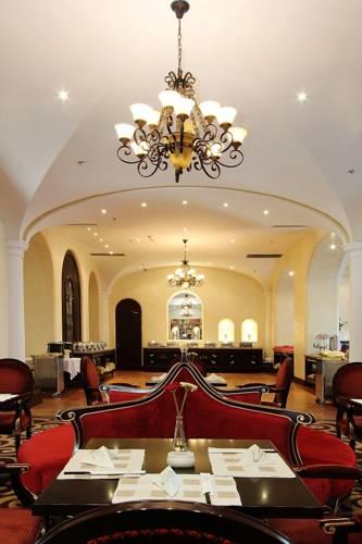 Отель Country Garden Phoenix Holiday Hotel, Shenyang