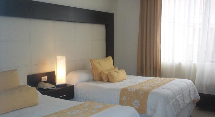 Отель Hotel Inn Galerias