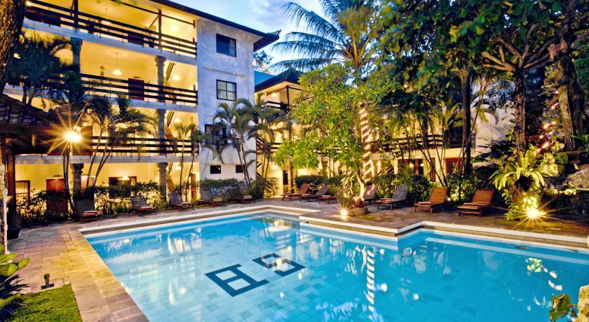 Отель Hotel Sari Bunga