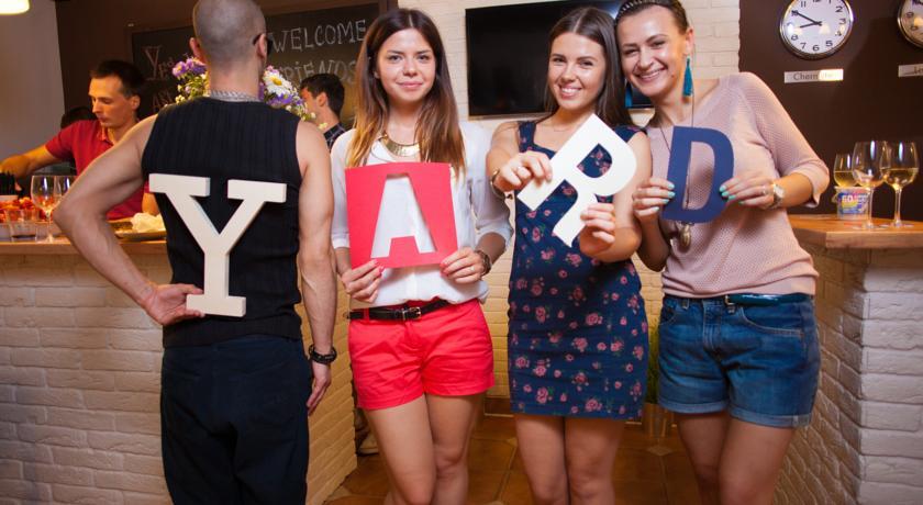 Хостел Yard Hostel & Coffee Shop