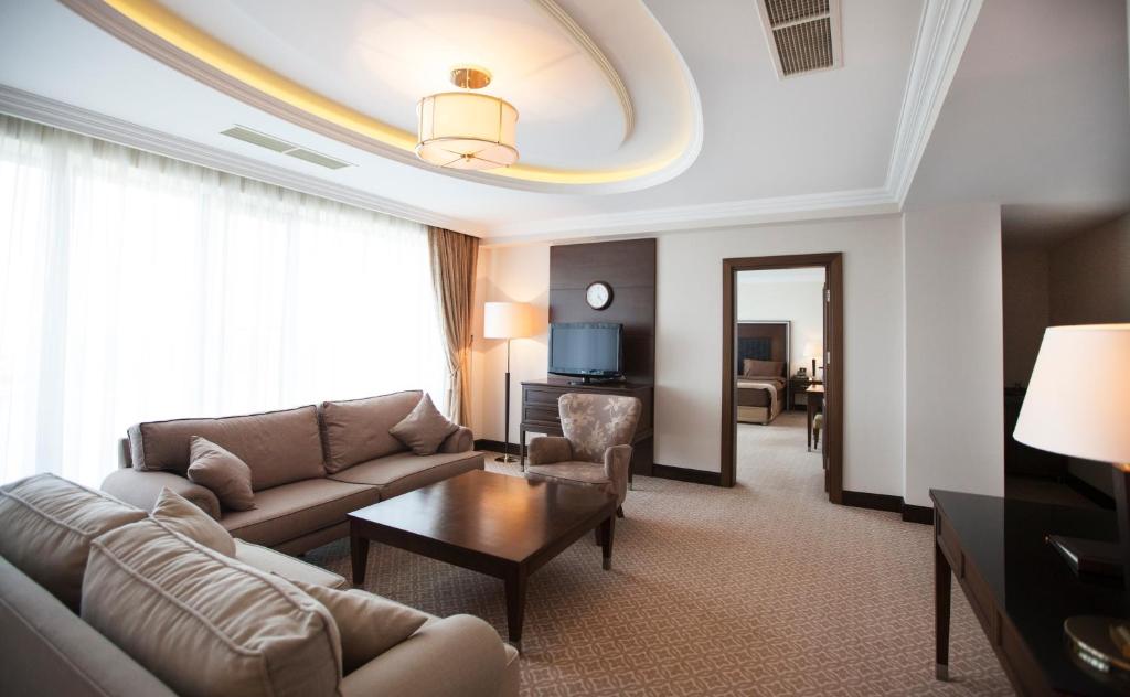 Гостиница Chinar Hotel & Spa Naftalan