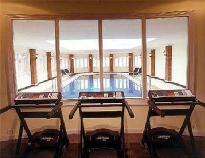 Отель The LaLit Grand Palace Srinagar