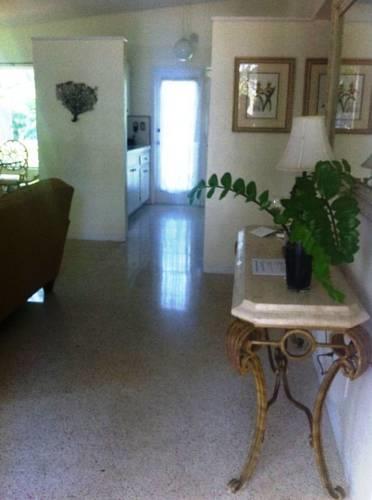 Отель Florida Tropical Vacation Home