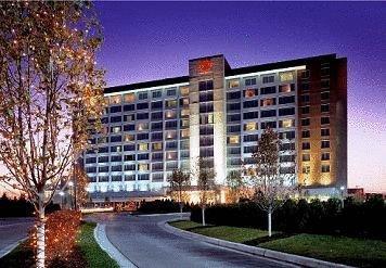 Отель Marriott Auburn Hills Pontiac at Centerpoint