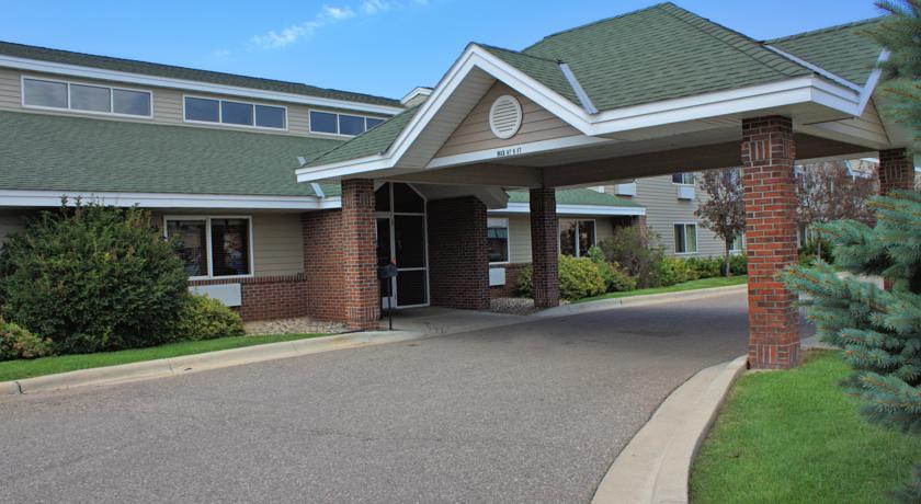 Отель Annandale Lodge & Suites