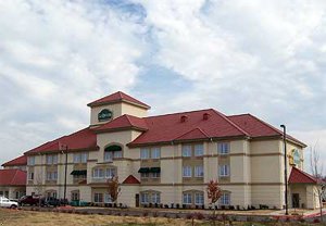Отель La Quinta Inn & Suites Bentonville