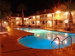 Отель Carriage Inn Ridgecrest