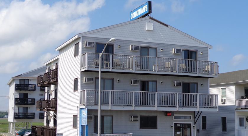 Отель Jonathan's On the Oceanfront