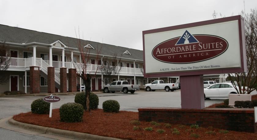Отель Affordable Suites Rocky Mount