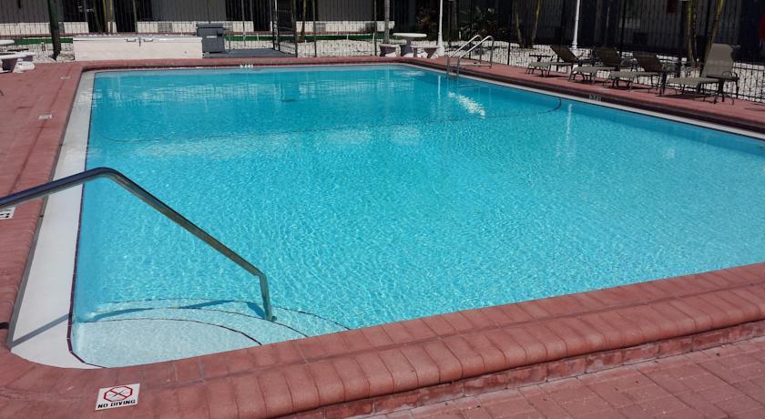 Отель Magnuson Hotel Ocean Palms