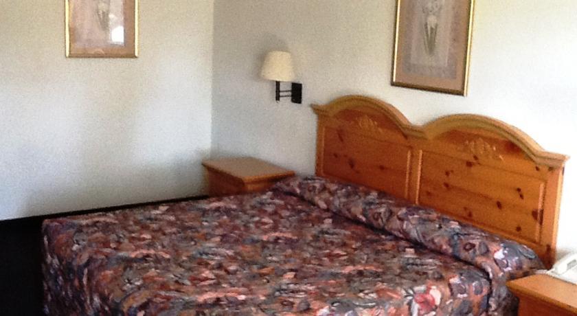 Отель Regency Inn Pascagoula