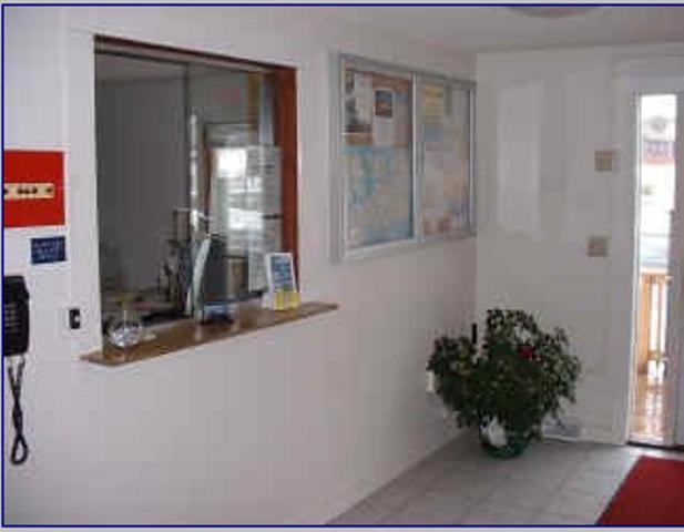 Отель Port Lodge Motel