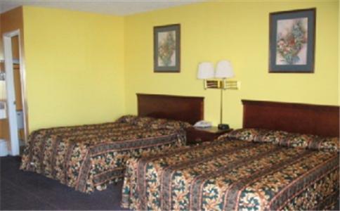Отель Executive Inn Mineral Wells