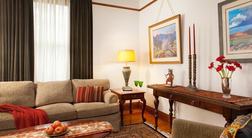 Мини-отель Four Kachinas B&B Inn