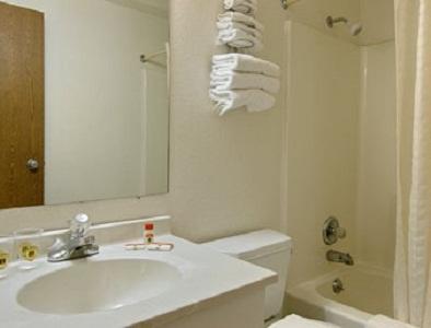 Отель Ramada Sioux Falls