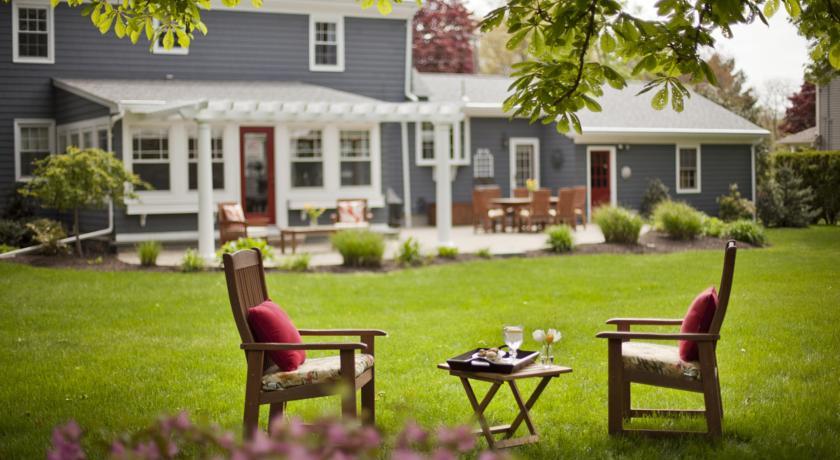Мини-отель Bristol House Bed & Breakfast