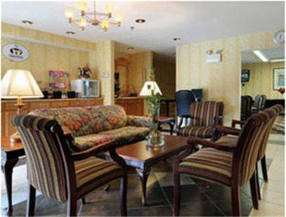Отель Norcross Inn and Suites