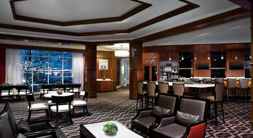Отель Sheraton Needham Hotel