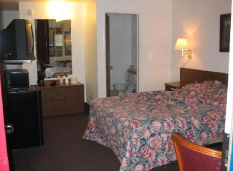 Отель Eureka Town House Motel