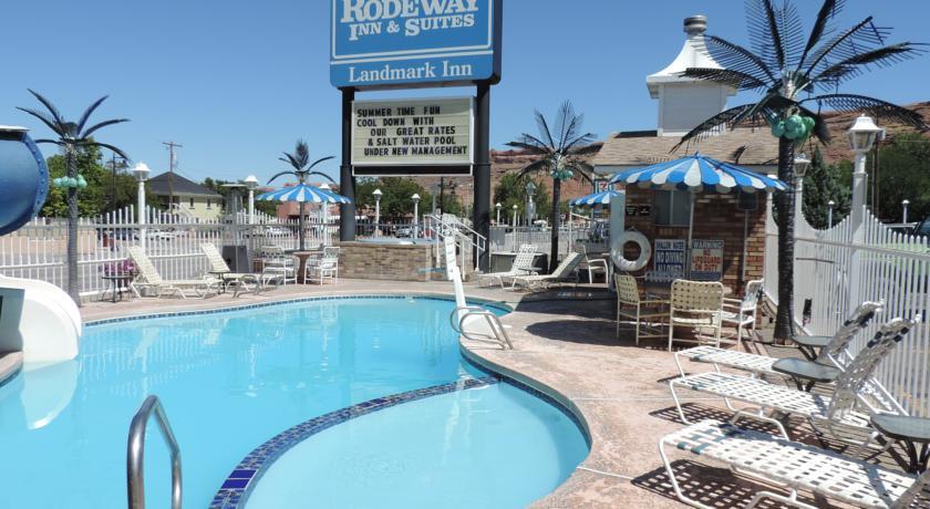 Отель Rodeway Landmark Inn and Suites Moab