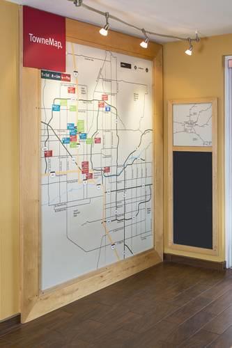 Отель TownePlace Suites Phoenix Metrocenter Mall/I-17