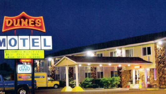 Отель Dunes Motel Hillsboro