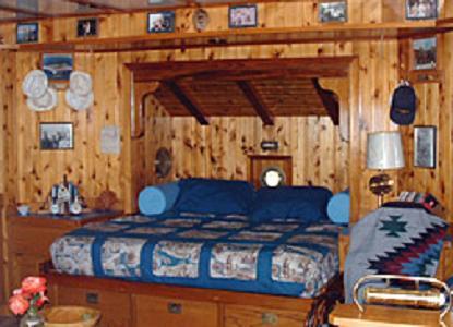 Мини-отель The Ship House Inn Bed & Breakfast