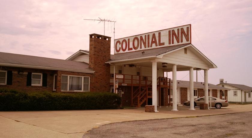 Отель Colonial Inn