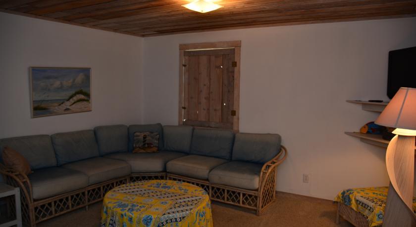 Апартаменты Southmost Retreat