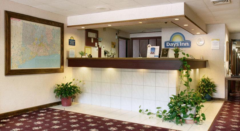 Отель Days Inn Berlin/Hartford
