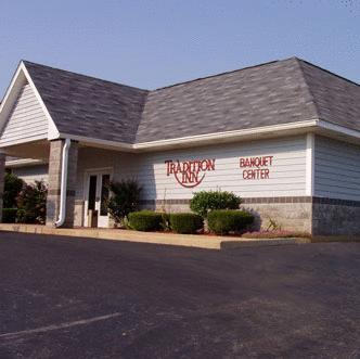 Отель Summer Bay's Tradition Inn