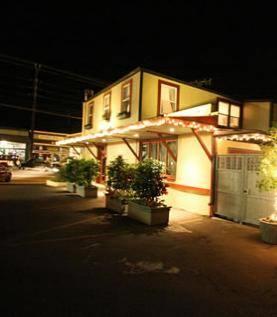 Отель Paia Inn Hotel