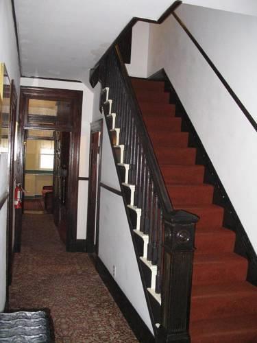 Отель A Friendly Inn at Harvard