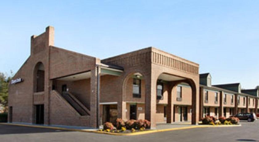 Отель Days Inn Tappahannock