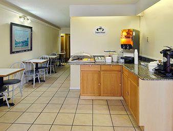 Отель Super 8 Motel - Athens
