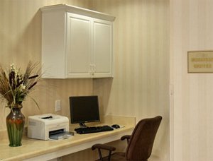 Отель Baymont Inn and Suites Augusta Riverwatch
