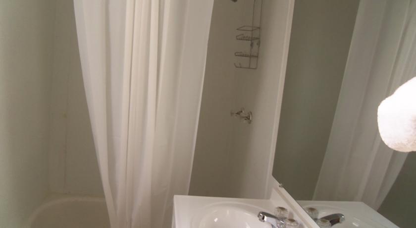 Отель Super 54 Inn