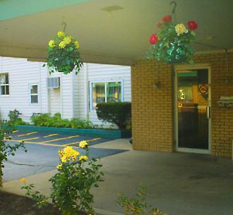 Отель VIllage Inn Motel - Berrien Springs