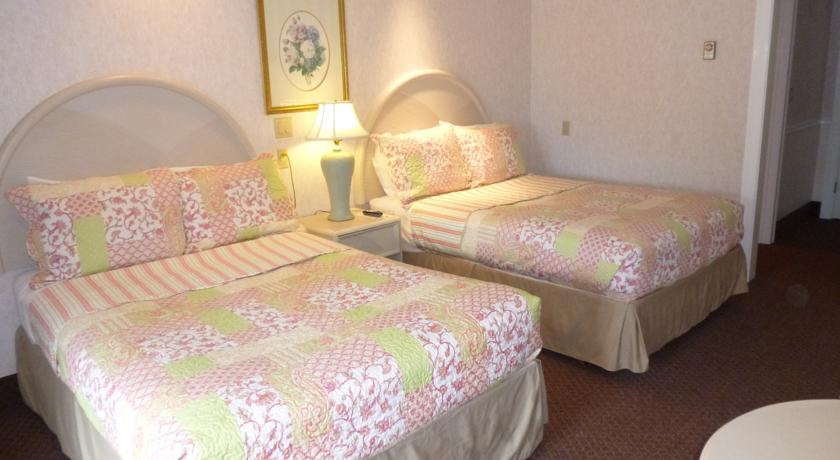 Отель Falmouth Heights Motor Lodge
