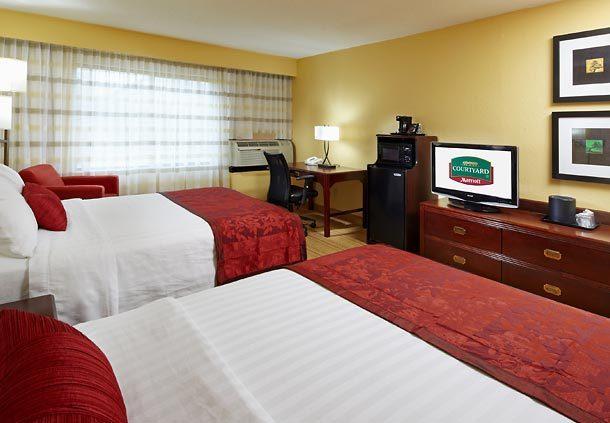 Отель Courtyard Paducah West